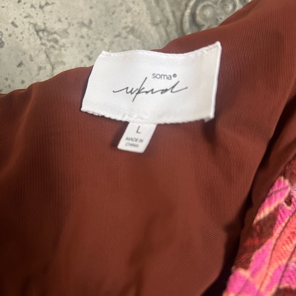 Soma Wknd soft jersey one should floral smocked tiered maxi dress built in bra - Picture 14 of 16